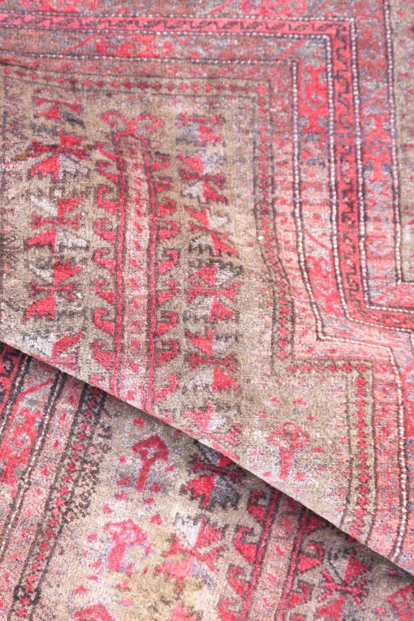 سجاد صلاة بلوش-سلم إلى ما هو أبعد من ذلك