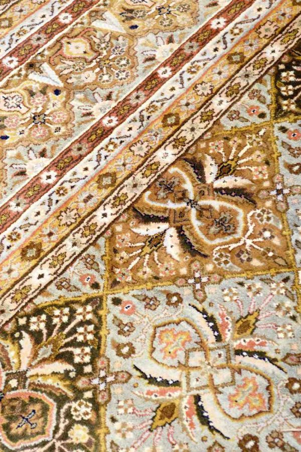مجموعة سجن موغل -الماس المزخرف